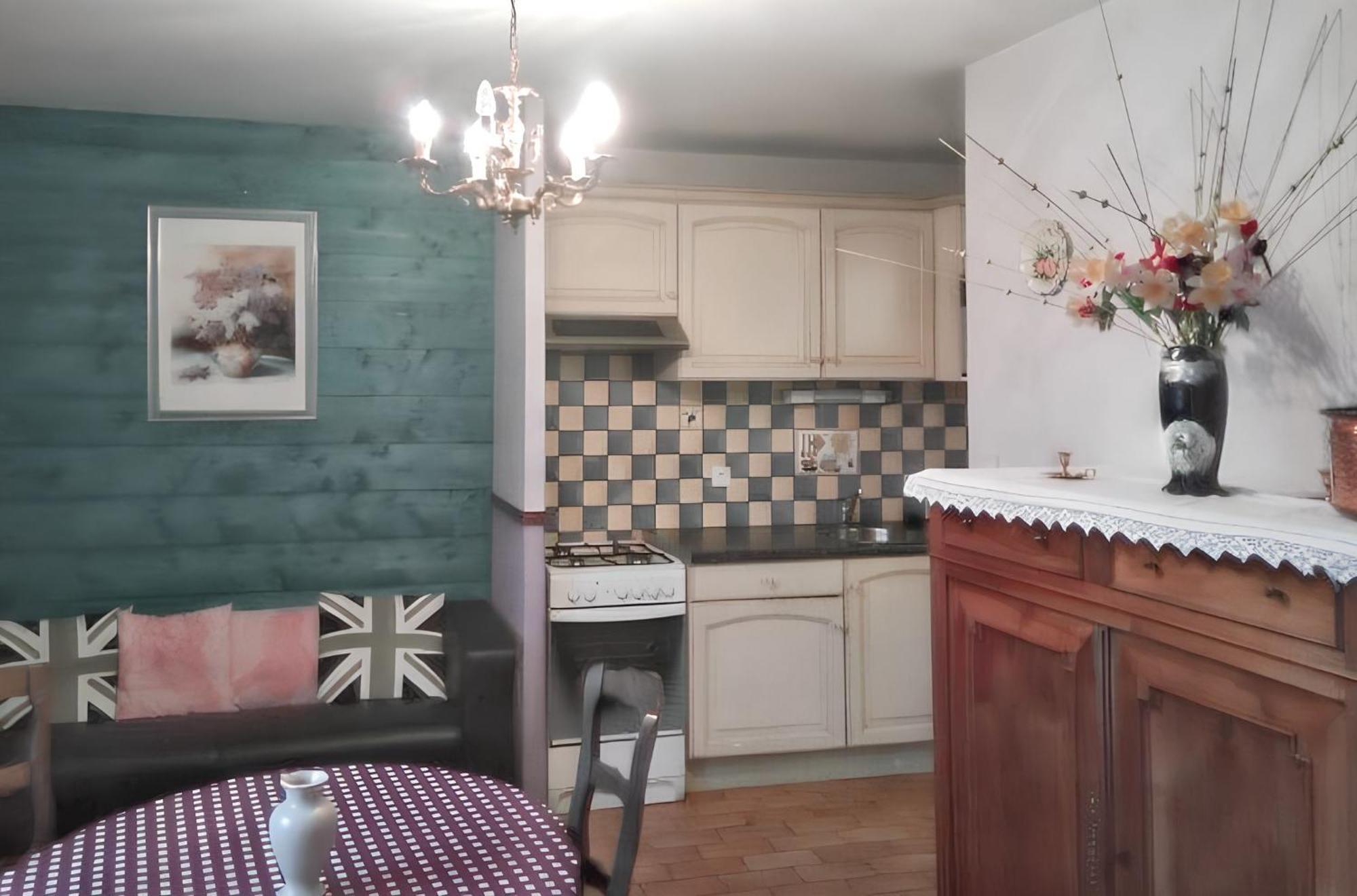 Appartement D'une Avec Wifi A A 7 Km De La